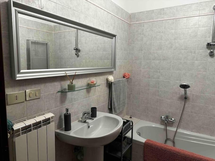 Casa Giulia: Un'Oasi Di Pace Apartment ตอสโกลาโน มาแดร์โน ภายนอก รูปภาพ
